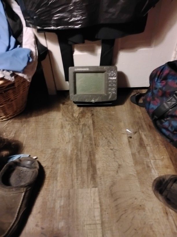 Lowrance FishFinder