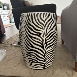 Zebra style ceramic stool/stand