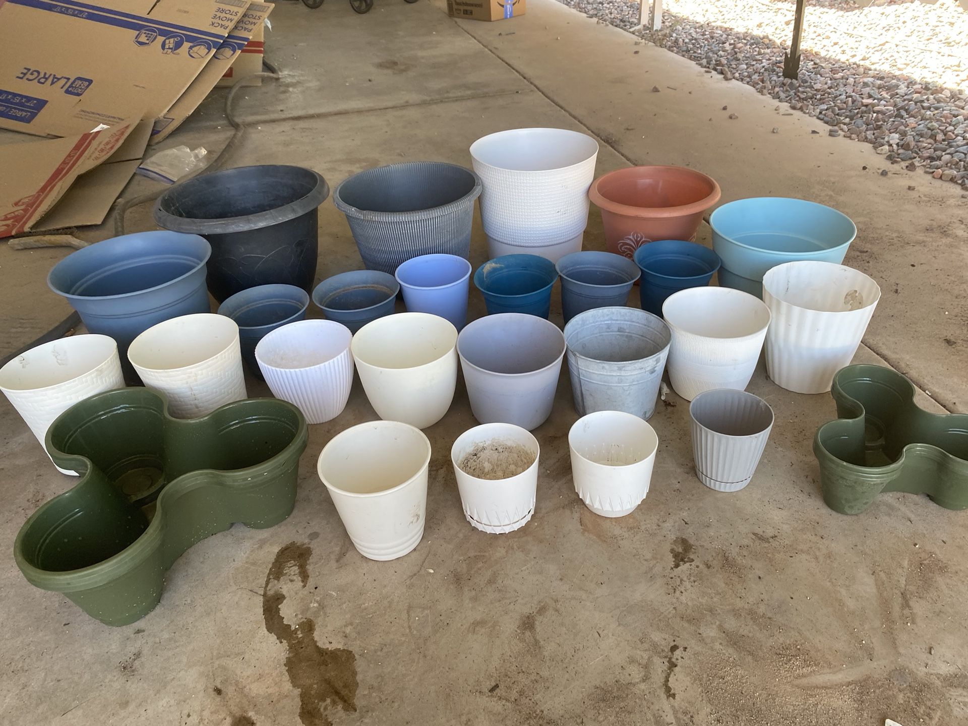 33 Plant Pots All Sold Together