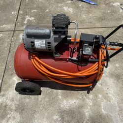 2HP 12GAL Crasftsman Air Compressor 