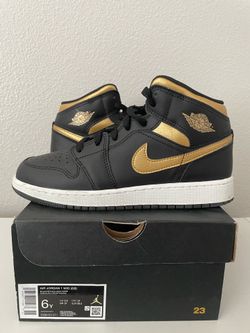 jordan 1 mid gold and black