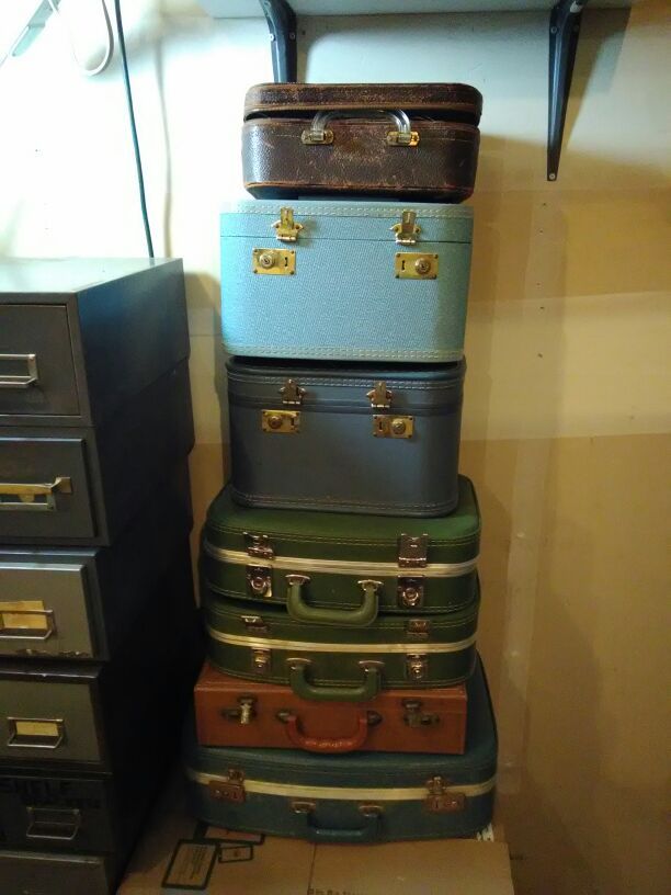7 Vintage Suitcases, Make Up, Briefcase.