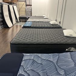 Last Chance to Grab a Mattress at 30-80% Off!