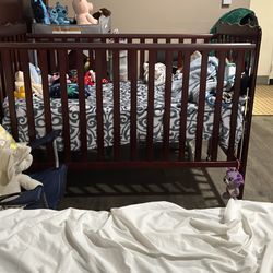 Baby crib