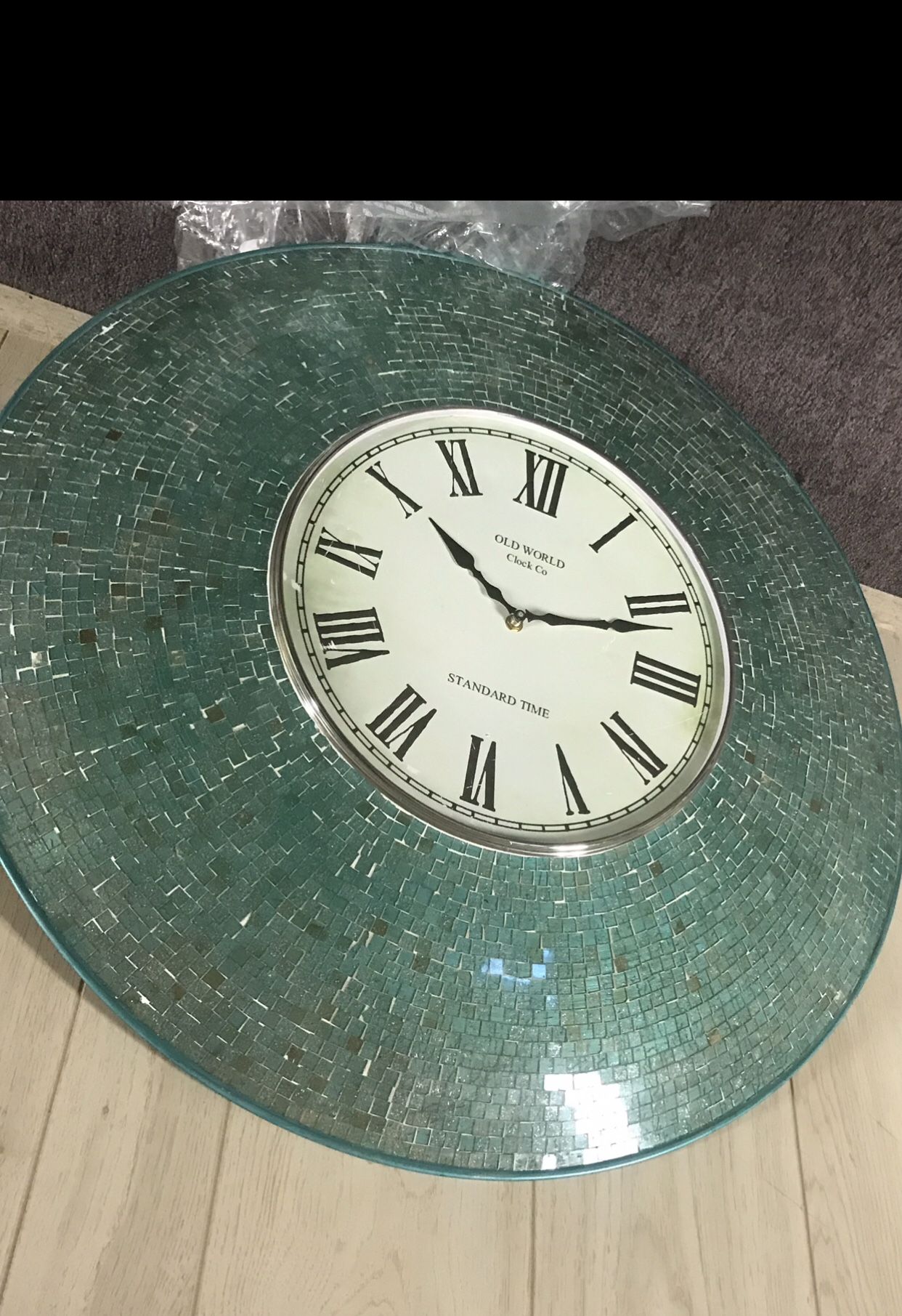 Large 30” Round Mosaic Wall Clock