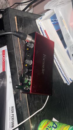 Focusrite - Audio Interface 2 Inputs