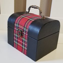 Small  Trunk 7"×5.5"×6" New!