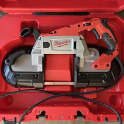 Milwaukee Deep Cut Band Saw. Corded