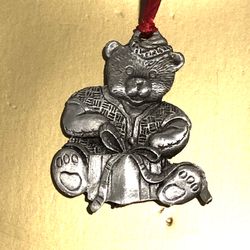 New in box Wallace silversmith pewter bear Christmas ornament