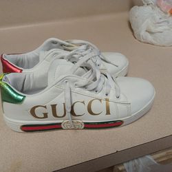 Gucci Size 7 1/2 