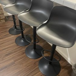 Bar Stools / Bancos Para Barra