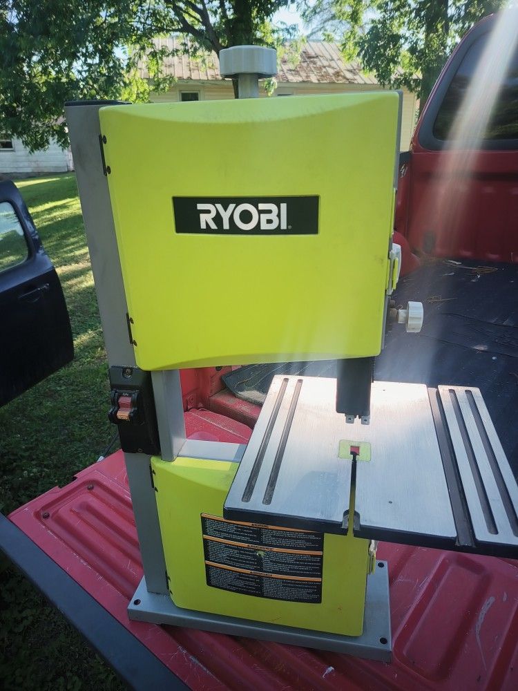 RyoBi Band Saw