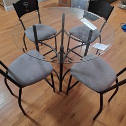 Round Glass Dining Table w/ 4 Chairs
