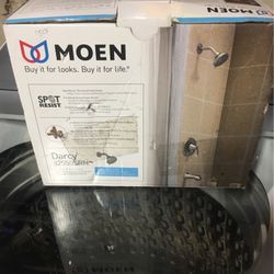 moen Tub and Shower faucet kit