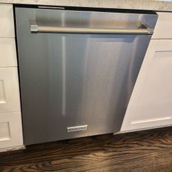 Kitchenaid Dishwasher 