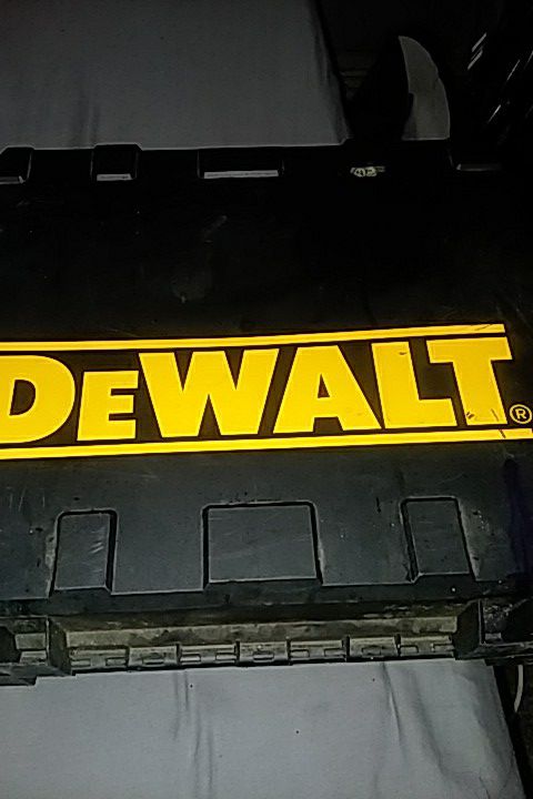 14.4 dewalt drill with battery charger
