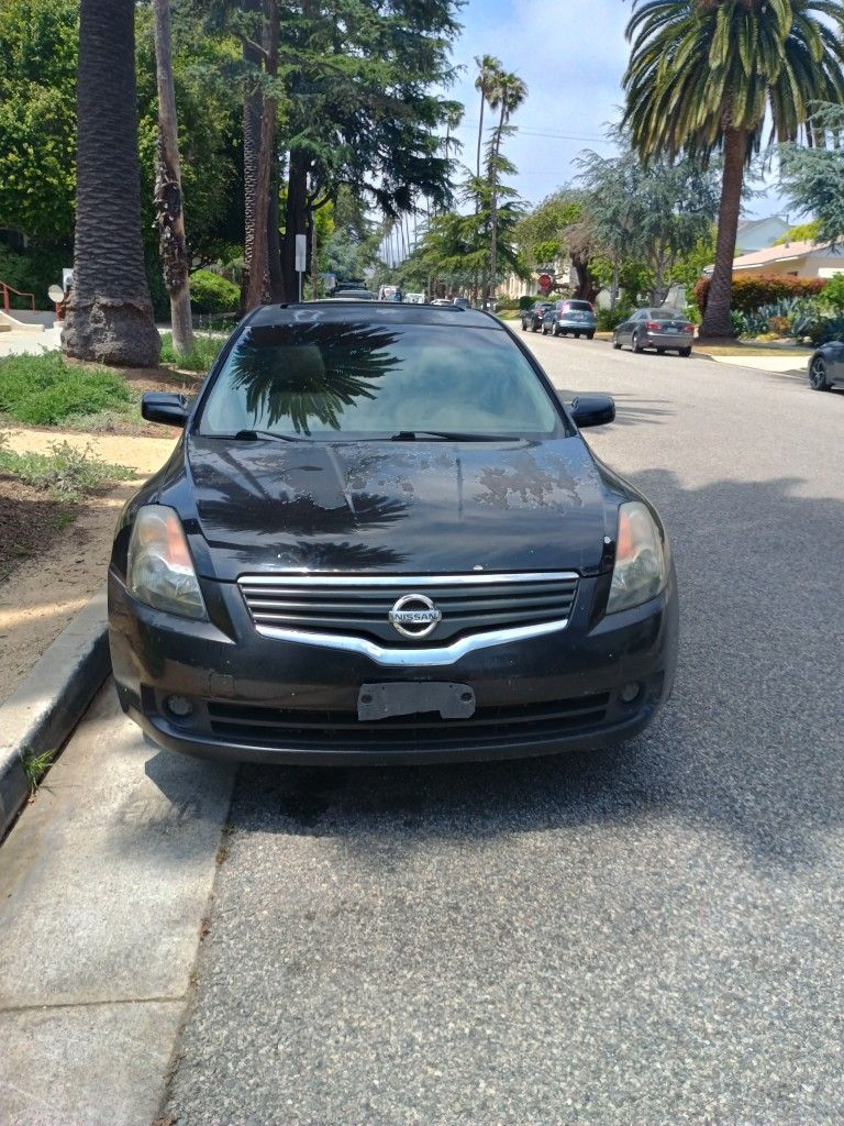 2000 Nissan Maxima