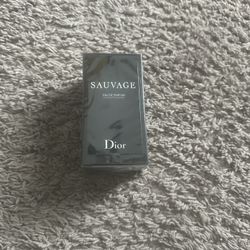 Dior Sauvage Eau De Parfum