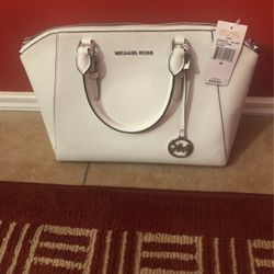 Micheal Kors Purse