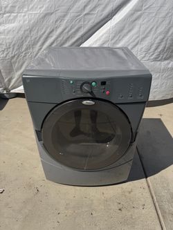 Whirlpool duet gas dryer • free local delivery