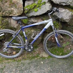 Trek 3700 Mountain Bike 
