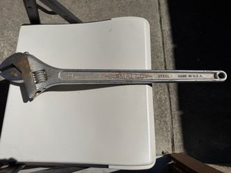 Diamalloy 24-Inch Adjustable Wrench USA