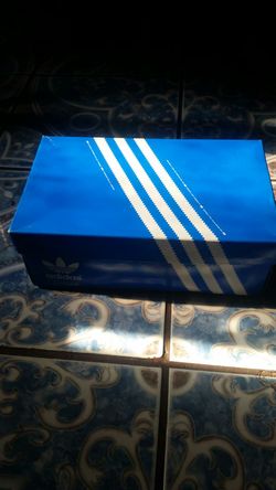 Adidas classic