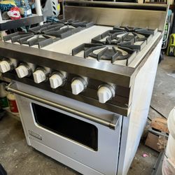 Viking Gas Range