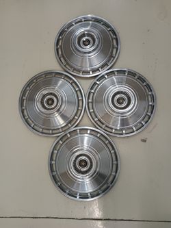 1964 Corvair Spyder Wheel Covers Hub Caps With Spyder Center Inserts