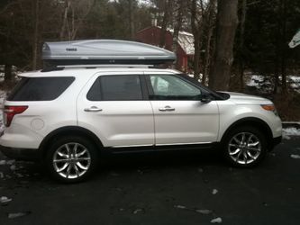 THULE ATLANTIS 2100 688XT ROOF RACK CARGO CARRIER BOX for Sale in Sacramento CA OfferUp