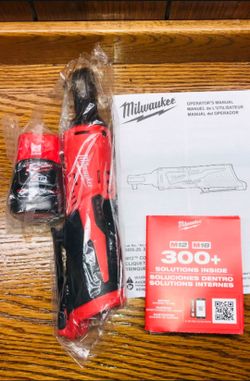 Milwaukee M12 3/8" Ratchet & 2.0ah Battery!