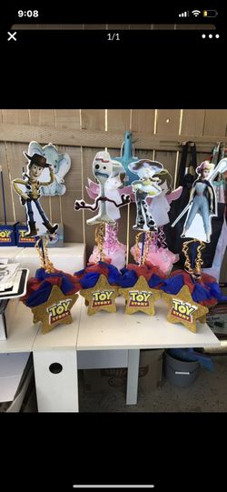 Toy Story Center Pieces 4 x $35