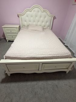 Full bedroom set