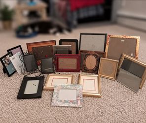 20-Piece Assorted Picture Frame Lot – Wood, Metal & Decorative Frames