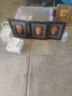 3 Frames For 25