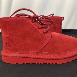 Youth Size 4 Red Chukka Boots Treadlite UGG Neumell II Seude & Sheep Skin Fur Lined (Worn Once!) (Retail $140)