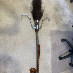 Universal Studios Wizarding World Harry Potter Authentic Replica Firebolt Broom