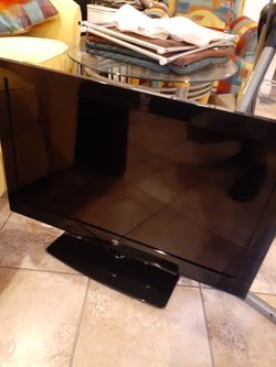 Westinghouse TV 32" with Remote