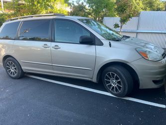 2004 Toyota Sienna