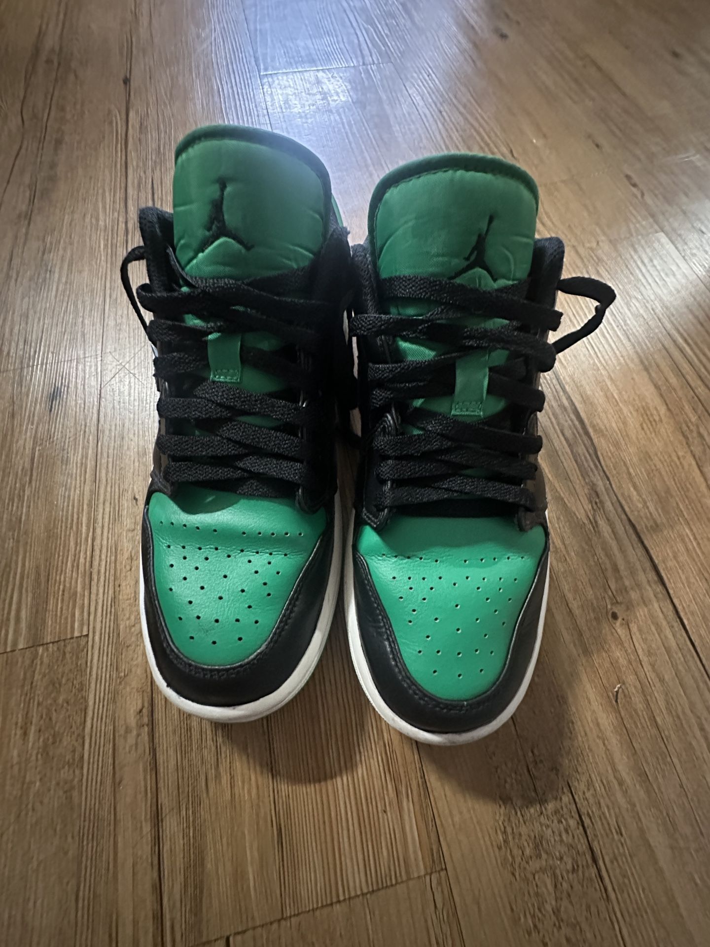 Jordan 1 Low Lucky Green
