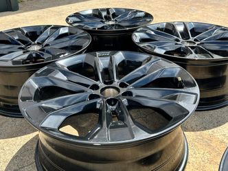 FREE DELIVERY - 4 OEM 22" Chevy Blazer SS EV OEM wheels rims TPMS FITS Cadillac LYRIQ
