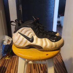 Foamposite One Light Taupe Size 9 $90