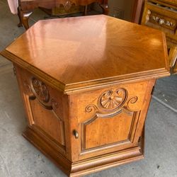 END TABLE ~Vintage Hexagon Drexel Accent Table