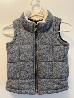 Old Navy Infant Quilted Vest W/Fleece Neck Size 18-24 Months