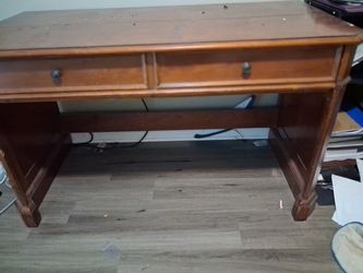 Wooden Desk with convertible top