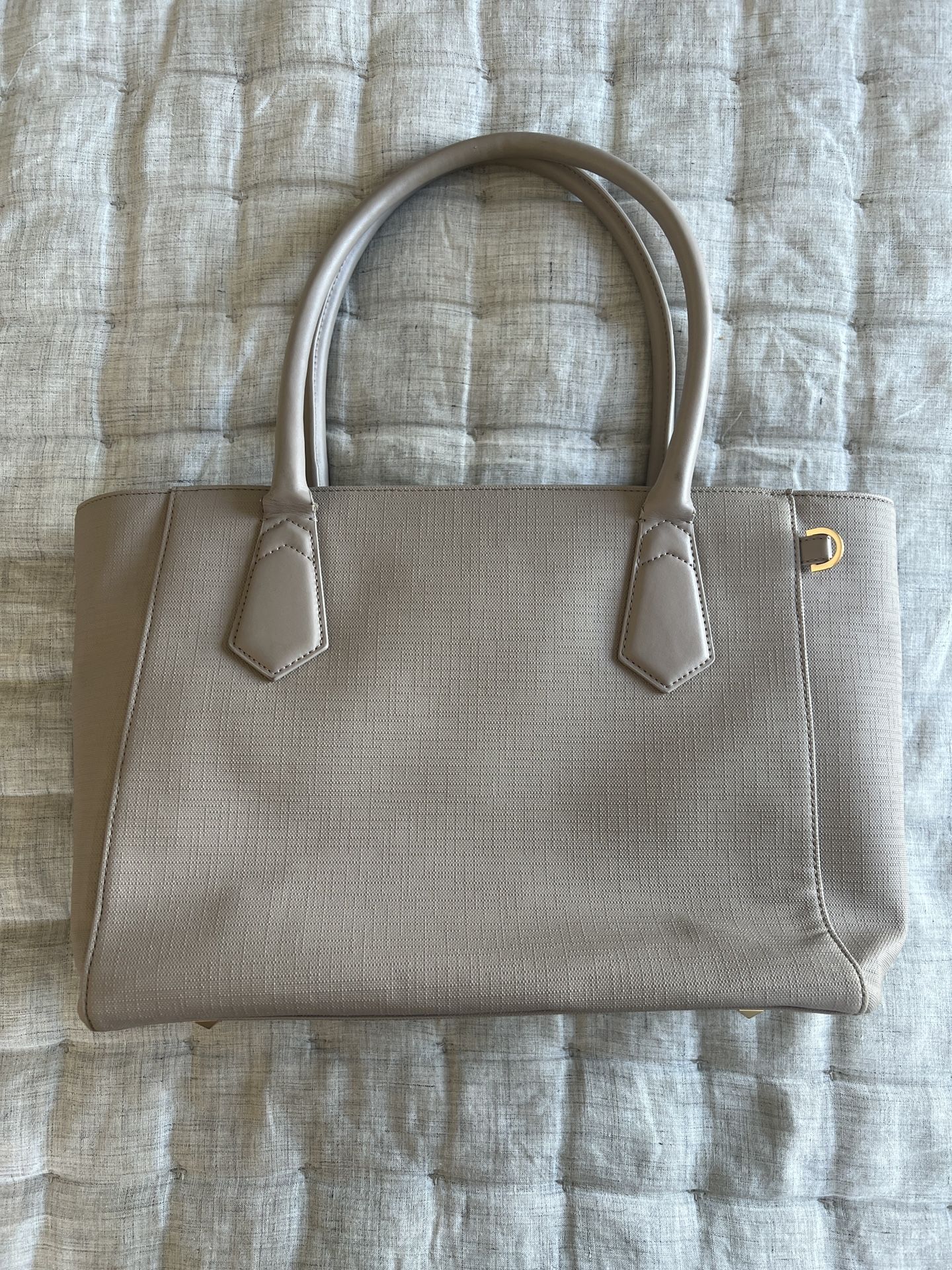 Dagne Dover Faux Leather Tote Bags