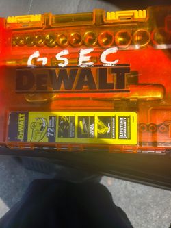 DeWalt tool set