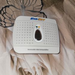  Eva-dry E-333 Renewable Mini Dehumidifier
