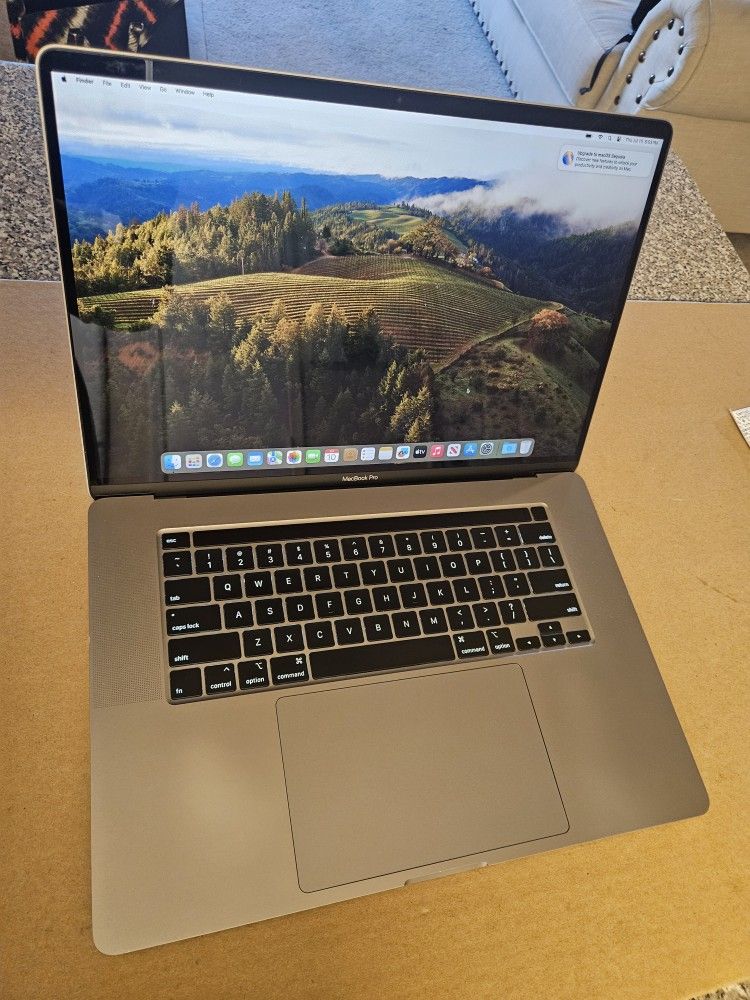 Apple Macbook Pro i7 32gb Ram 500gb SSD Drive 16" Screen 2019
