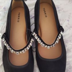 Torrid Black Slip Ons 